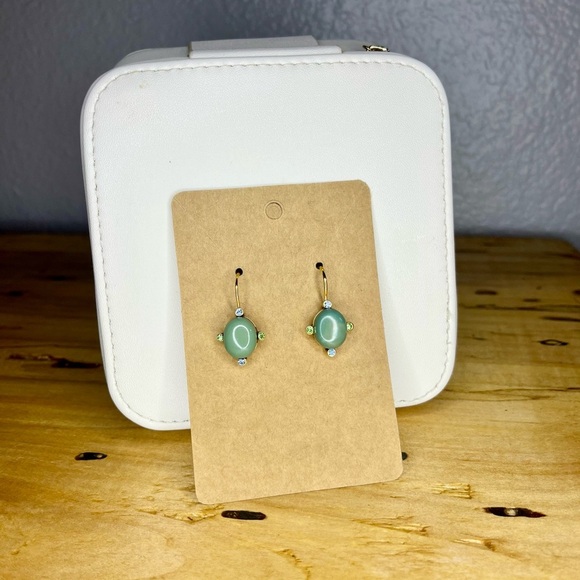 Vintage Costume Jewelry Earrings - Picture 2 of 5